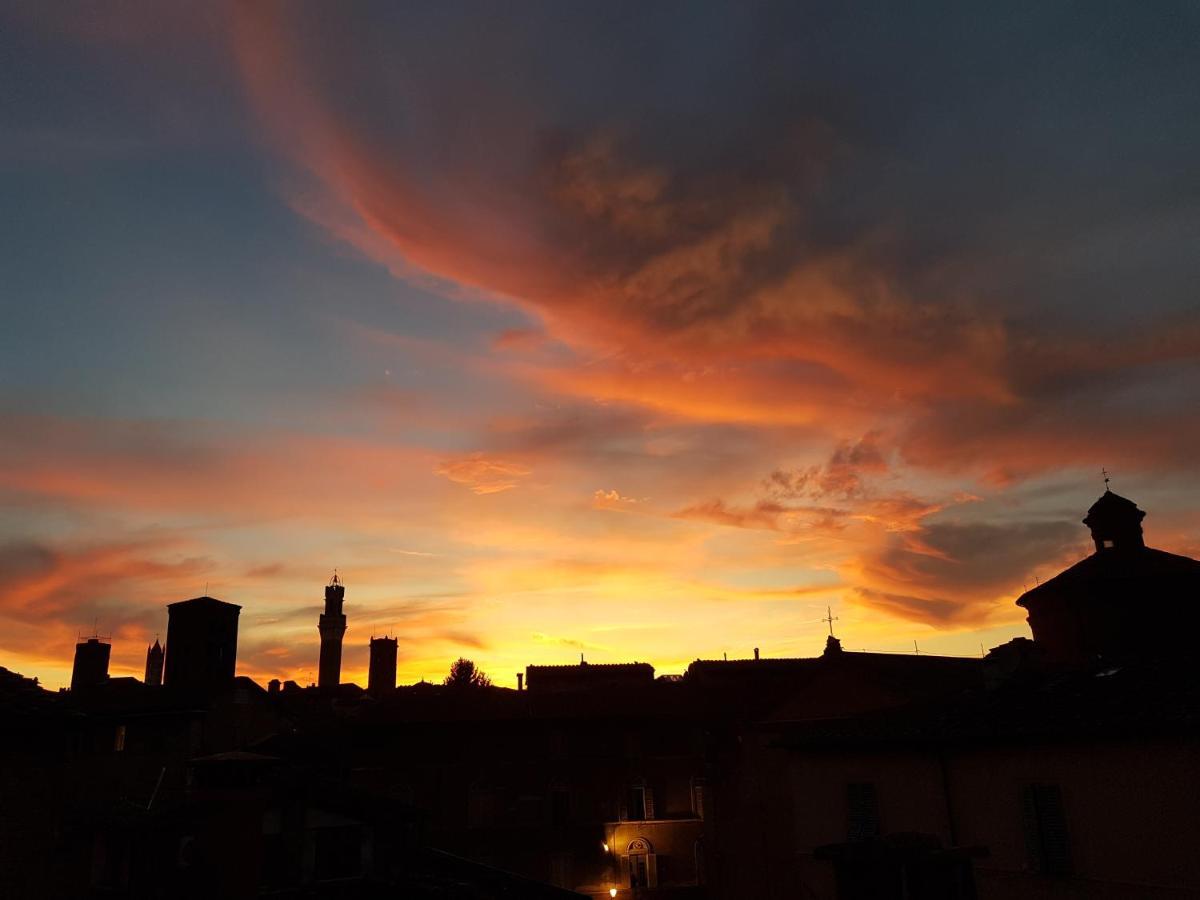 Un Terrazzo Sulla Magia Leilighet Siena Eksteriør bilde